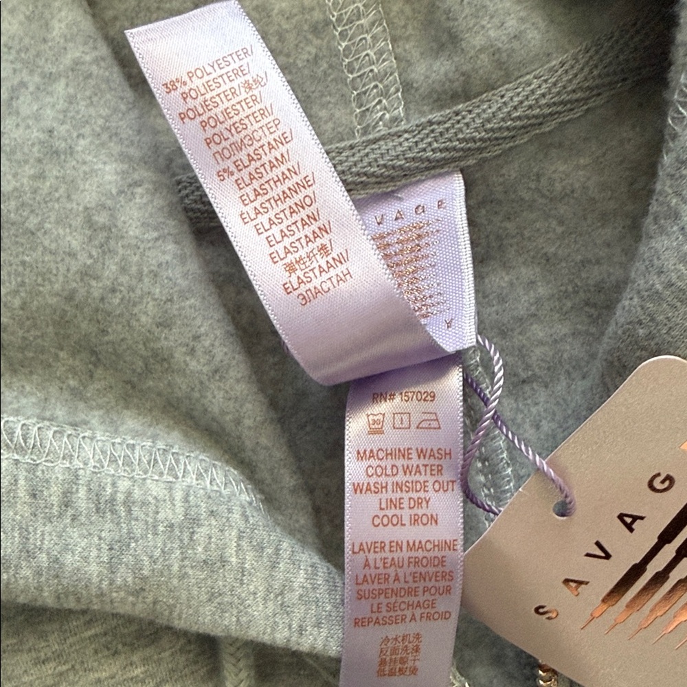 NWT!!Savage X Fenty Showgirl Graphic Hooded Onesie Size S - Picture 11 of 12